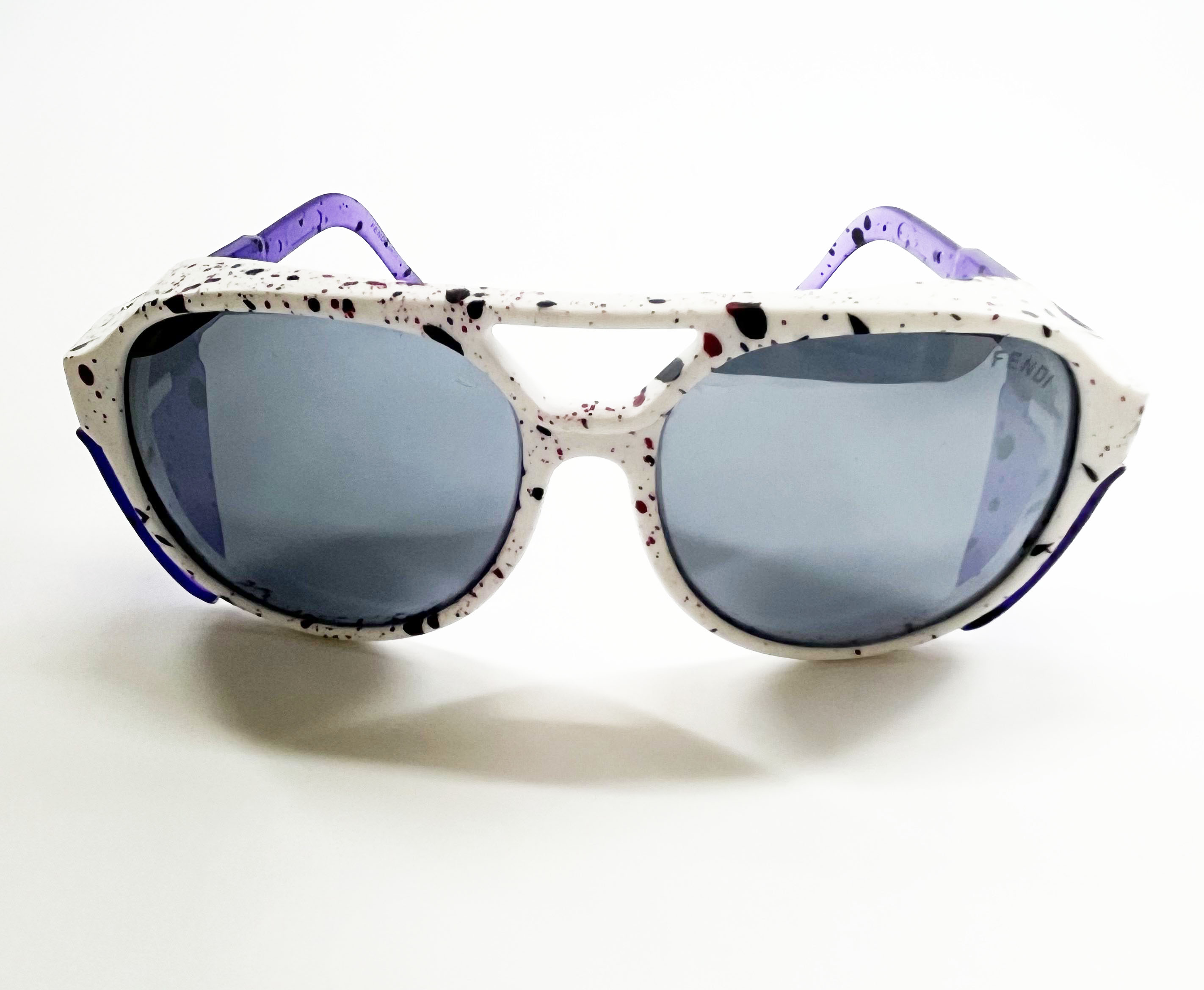 عینک آفتابی بغلدار فندی