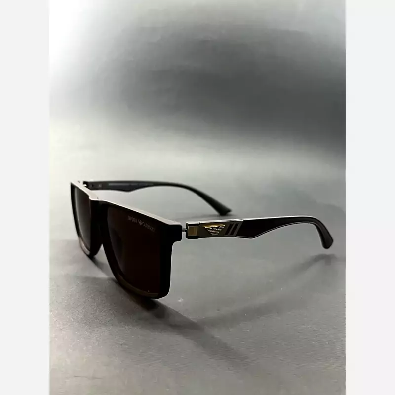 عینک آفتابی مردانه امپریو آرمانی .با کیفیت و راحت ترین موجود در بازار .یوو400.پلاریزه .مناسب رانندگی فعالیت روزانه