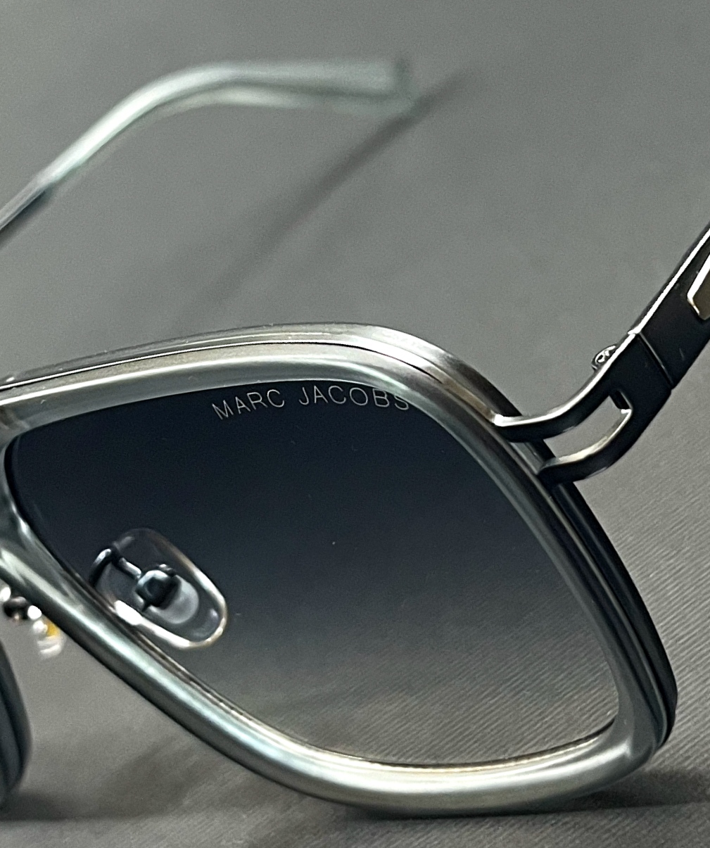 کیفیت و ترکیب رنگ جذاب