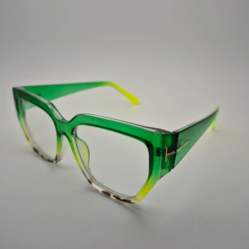 عینک طبی بلوکات زنانه